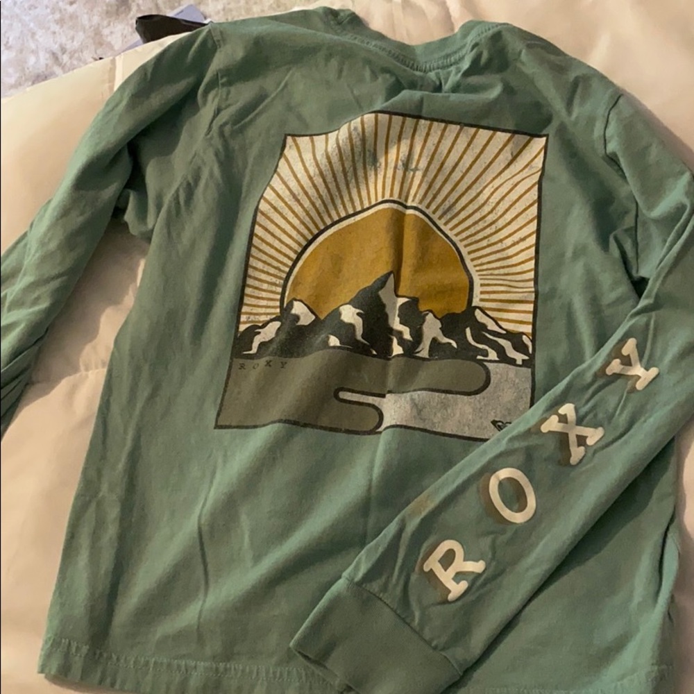 Long sleeve tshirt